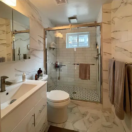 Chelsea Gem Modern 2br Prime 23rd & 7th Spot Apartment New York