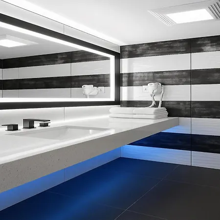 Casa Azul Blu-ubs Arena 2*