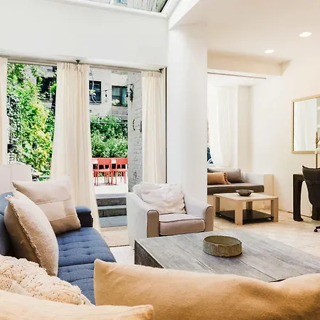Private Beautiful Townhome W Zen Garden Holiday home