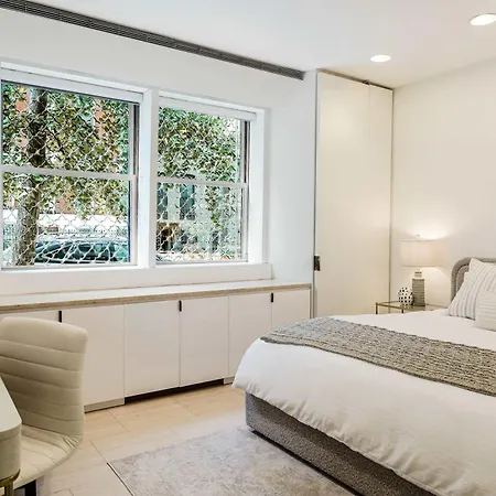Private Beautiful Townhome W Zen Garden Holiday home