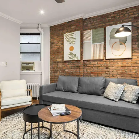 Stylish In Trendy East Village Apartment New York