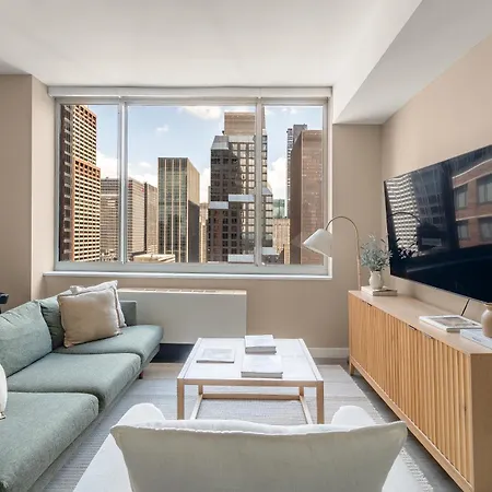 Apartment Chic Nyc Steps From Times Square With 2 Bedroom New York