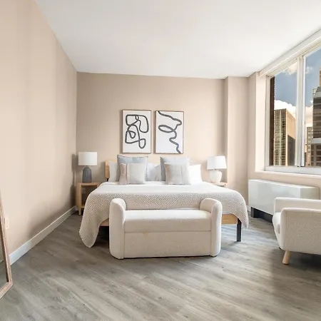 Chic Nyc Steps From Times Square With 2 Bedroom * New York