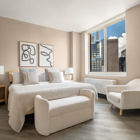 Chic Nyc Steps From Times Square With 2 Bedroom Apartment