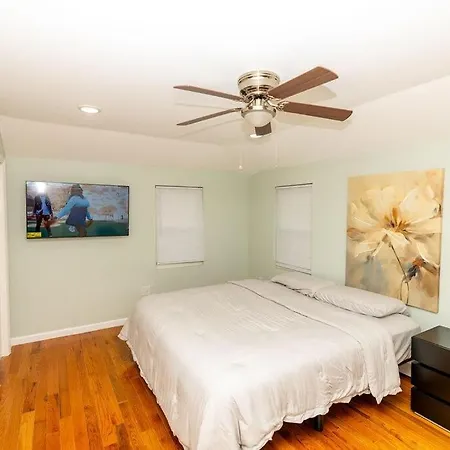 Apartment A Cozy Serene 3 Bdr, 2 Full Baths Near Jfk & Laguardia Airport New York