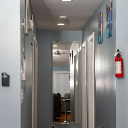A Cozy Serene 3 Bdr, 2 Full Baths Near Jfk & Laguardia Airport *