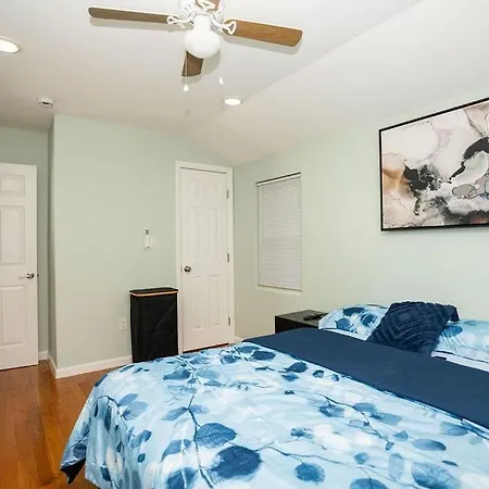 A Cozy Serene 3 Bdr, 2 Full Baths Near Jfk & Laguardia Airport