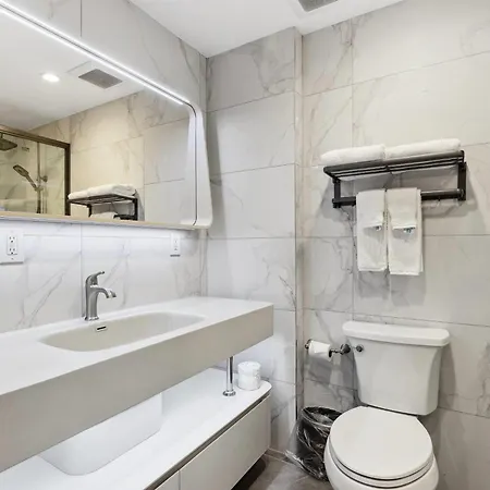 Hotel Ramada By Wyndham Flushing Queens New York