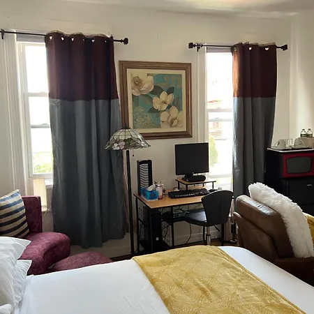 Santa Cruise And Hospitality Homestay New York