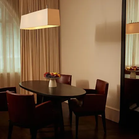 The Mercer 5*
