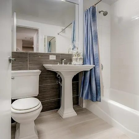 Global Luxury Suites At The Olivia Apartment *