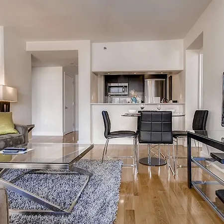 Global Luxury Suites At The Olivia Apartment