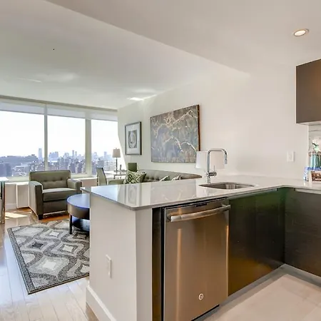 Global Luxury Suites At The Olivia