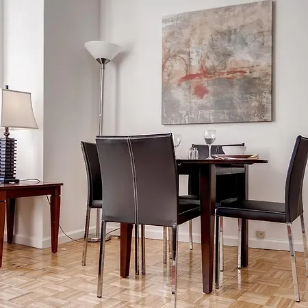 Global Luxury At 15 Park Row Apartment