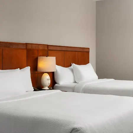 Hotel Courtyard Manhattan/midtown East 4*