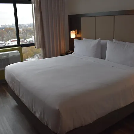 Express Long Island E - By Ihg 3*