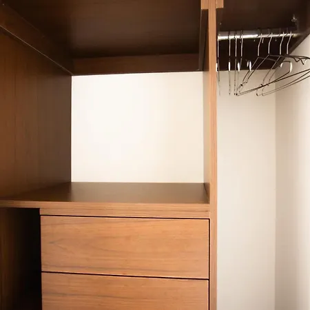 Modern Designer Stunning Hudson Views Corner Unit