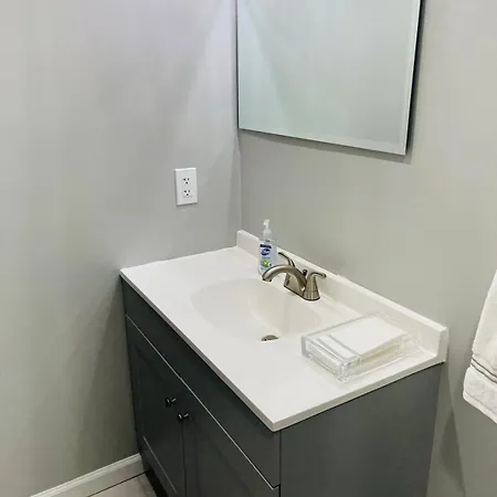Spacious 1br Garden Level With Patio! * New York
