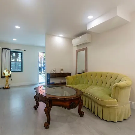Homestay Little Manhattan 5 Min Walk To Times Square Private Bathroom World Cup 2026 Ready New York