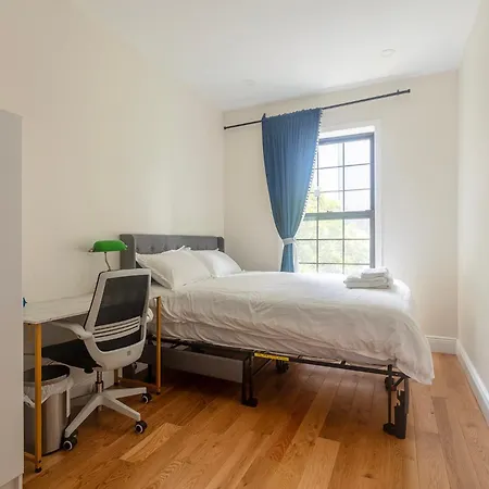 Little Manhattan 5 Min Walk To Times Square Private Bathroom World Cup 2026 Ready New York