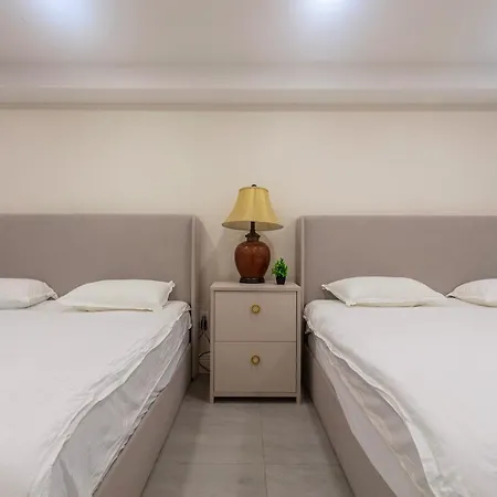 Homestay Little Manhattan 5 Min Walk To Times Square Private Bathroom World Cup 2026 Ready New York