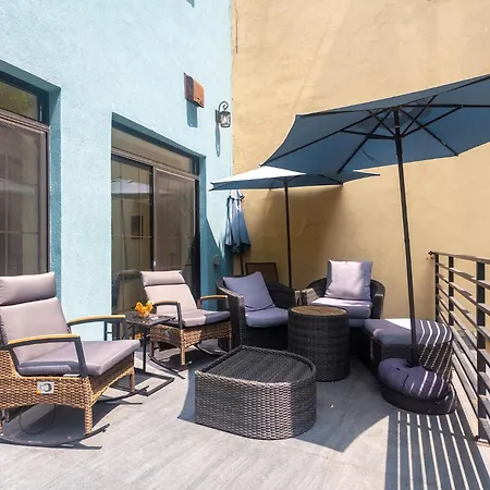 Little Manhattan 5 Min Walk To Times Square Private Bathroom World Cup 2026 Ready Homestay