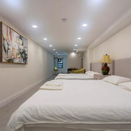 Homestay Little Manhattan 5 Min Walk To Times Square Private Bathroom World Cup 2026 Ready *