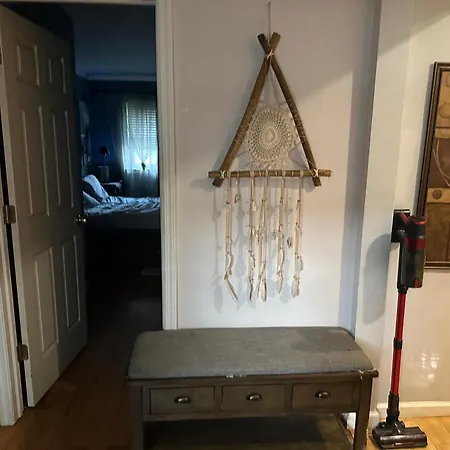 Your Away From ! Unit 2- 1st Floor Apartment New York
