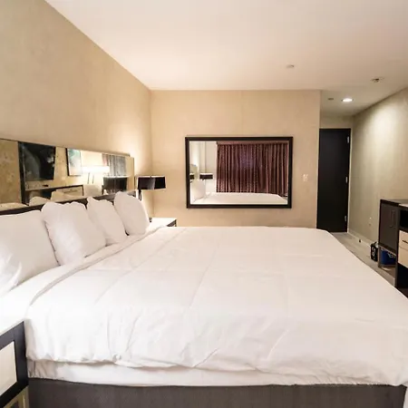 Hotel Nova Bronx New York