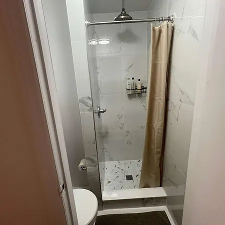 Renovated In Union Square Apartment *