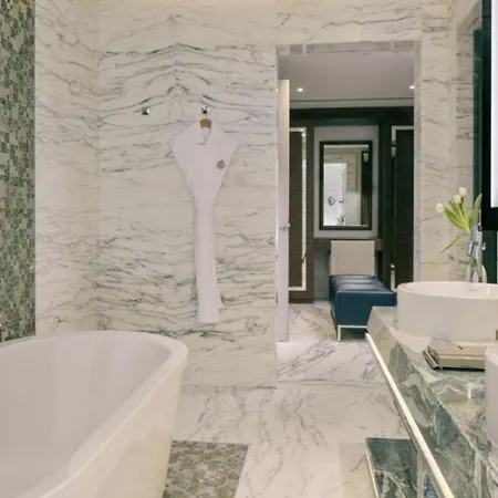 American Pie By Crystal Franchise Guest house New York