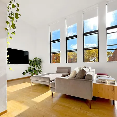 Apartment Sunny & Spacious Duplex In Lower East Side