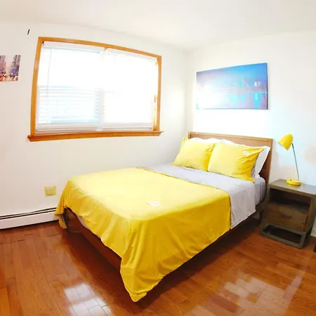 Apartment Family-friendly 3 Bedroom In Nyc! New York