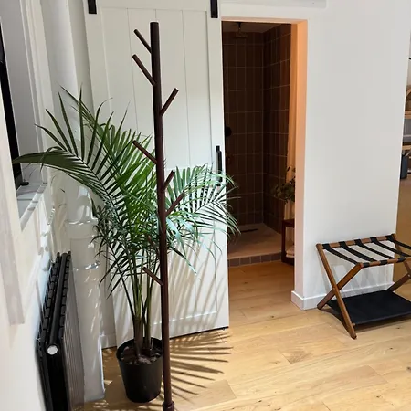 Homestay Brooklyn Hideaway