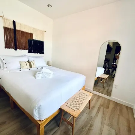 Prime Stylish Three Bedrooms New York