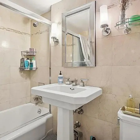 Apartment Modern 3 Bdr Mia 1 *