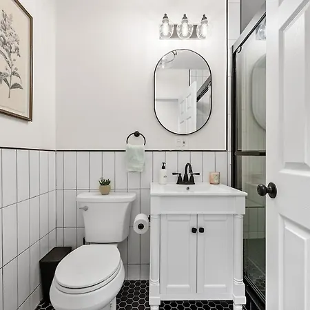 3br Brownstone Near Subway & Columbia Uni