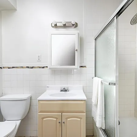 Prime Upper West Side Location 1 Bedroom