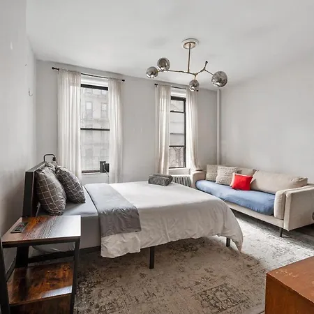 Cozy 2br In Nyc! Lenox Hill!, June To Aug 90 Days Required Apartment *