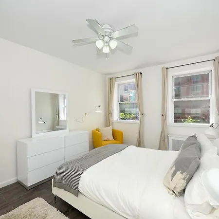 Amazing 4 Bedroom 1 Bth Laundry Dishwasher, June To Aug 90 Days Required * New York