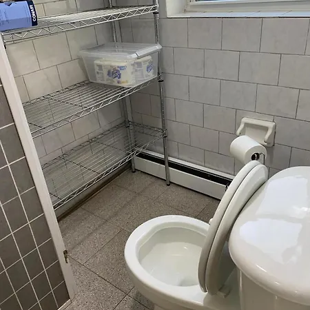 Prime Murray Hill 2 Bedroom Gem *