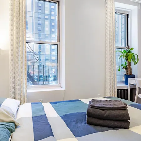 2 Bedroom Luxury Unit In The Heart Of Manhattan Apartment New York