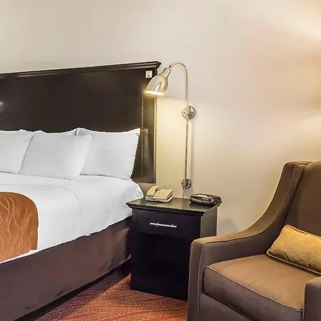 Hotel Comfort & Laguardia Airport