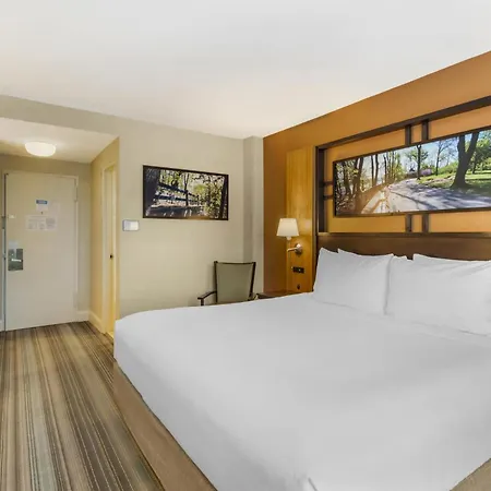 Western Queens Gold Coast 3*