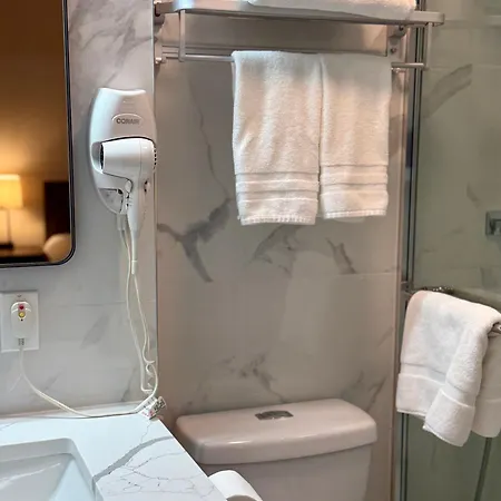 Homestay Flushing Escape New York