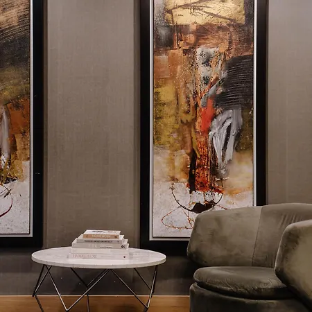 Hotel World Center 4*