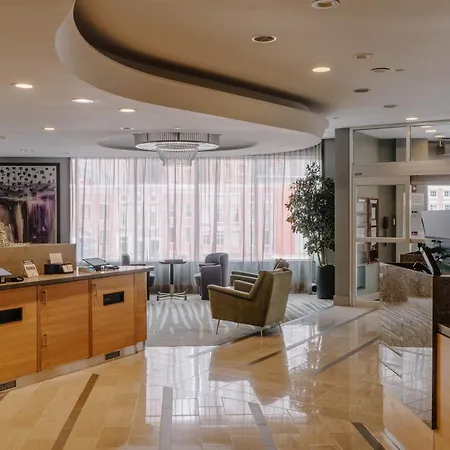 World Center 4*