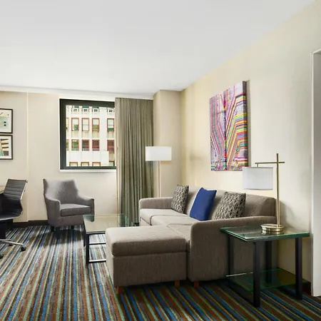 Courtyard Manhattan/times Square Hotel