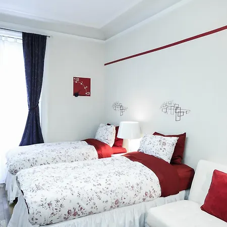 - Cozy Apartment New York