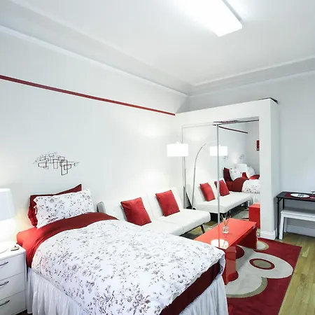 - Cozy Apartment *